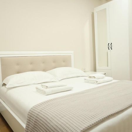 Hotel Taverna Zisi Erseke Dış mekan fotoğraf